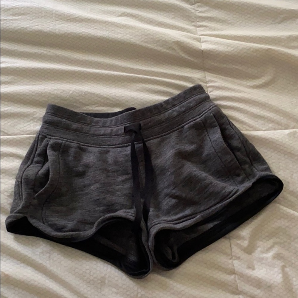 lululemon hit reset short